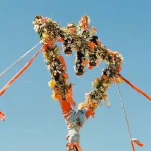 The Devil Wears Prada - Flowers (2025)